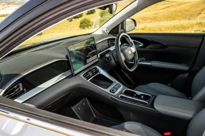 Geely EX2 47.1 kWh - Gallery Image