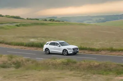 Genesis Electrified GV70