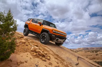 GMC Hummer EV SUV 3x