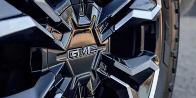 GMC Sierra EV Denali Edition 1