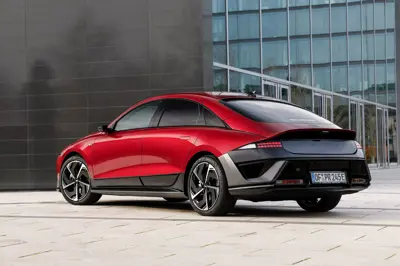 Hyundai Ioniq 6 84 kWh AWD - Gallery Image