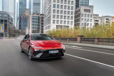 Hyundai Ioniq 6 84 kWh AWD - Gallery Image