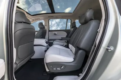 Hyundai IONIQ 9 AWD Performance