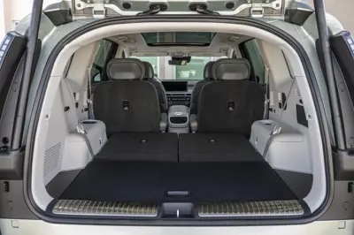 Hyundai IONIQ 9 AWD Performance