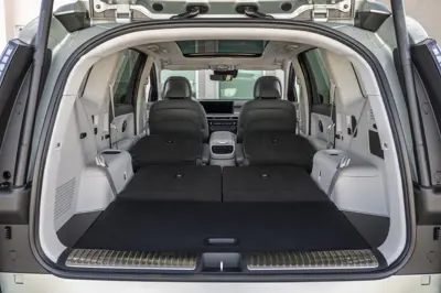 Hyundai IONIQ 9 AWD Performance