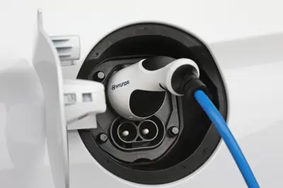 Hyundai IONIQ Electric 28 kWh - Gallery Image