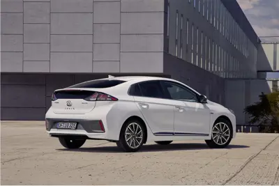 Hyundai IONIQ Electric 28 kWh - Gallery Image