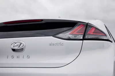 Hyundai IONIQ Electric 28 kWh - Gallery Image