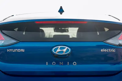 Hyundai IONIQ Electric 38 kWh - Gallery Image