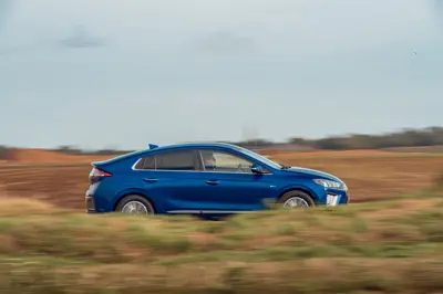 Hyundai IONIQ Electric 38 kWh - Gallery Image