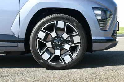 Hyundai Kona Long Range