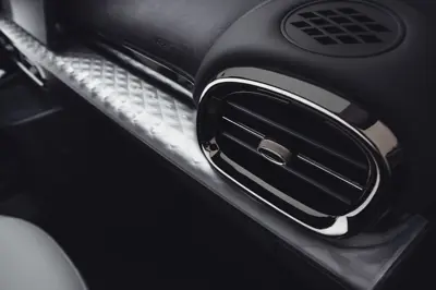 JAC E30X 51.5 kWh - Gallery Image