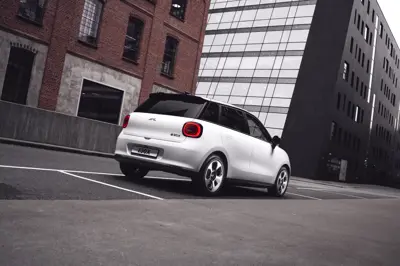 JAC E30X 51.5 kWh - Gallery Image