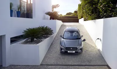 Jaguar I-Pace EV400