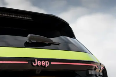 Jeep Compass Electric AWD - Gallery Image