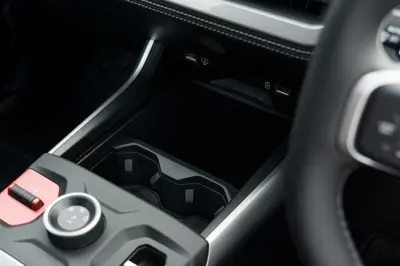 Jeep Compass Electric AWD - Gallery Image