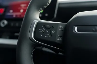 Jeep Compass Electric AWD - Gallery Image