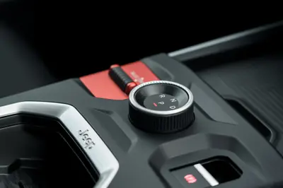 Jeep Compass Electric AWD - Gallery Image