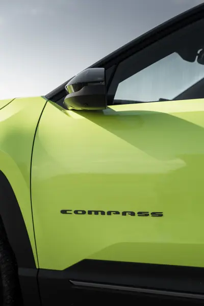 Jeep Compass Electric AWD - Gallery Image