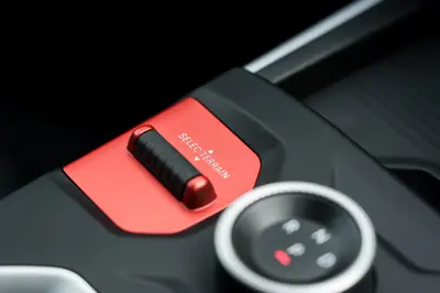 Jeep Compass Electric AWD - Gallery Image