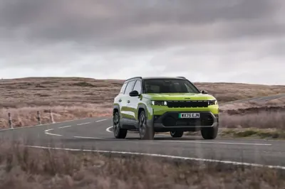Jeep Compass Electric AWD - Gallery Image