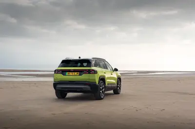 Jeep Compass Electric AWD - Gallery Image