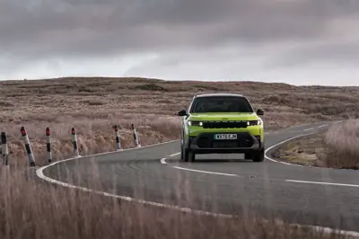 Jeep Compass Electric AWD - Gallery Image