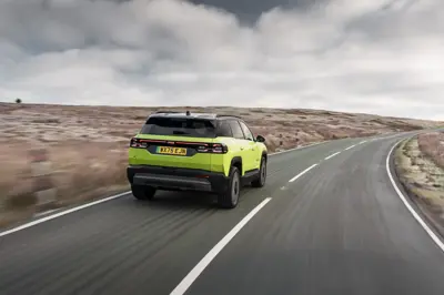 Jeep Compass Electric AWD - Gallery Image