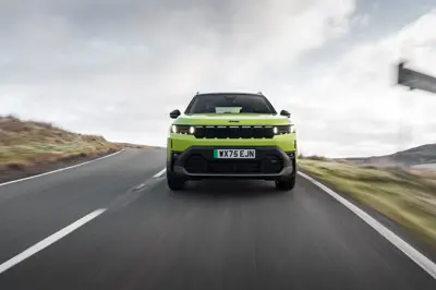 Jeep Compass Electric AWD - Gallery Image
