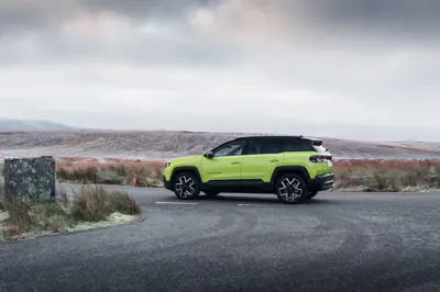 Jeep Compass Electric AWD - Gallery Image