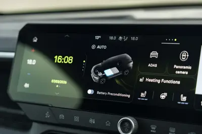 Jeep Compass Electric AWD - Gallery Image