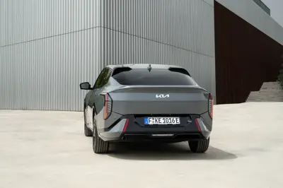 Kia EV4 Fastback Long Range - Gallery Image