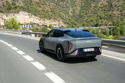 Kia EV4 Fastback Long Range - Gallery Image