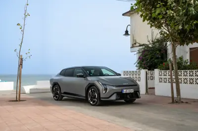 Kia EV4 Fastback Long Range - Gallery Image