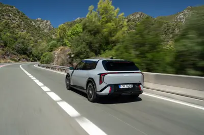 Kia EV4 Hatchback Long Range - Gallery Image