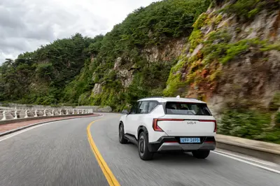 Kia EV5 Long Range AWD - Gallery Image