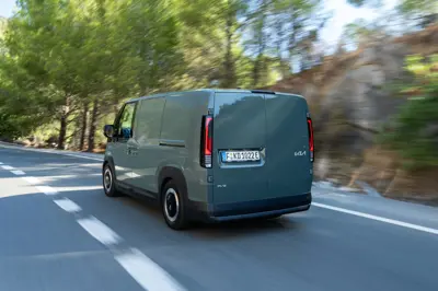 Kia PV5 Cargo Long Range - Gallery Image