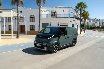 Kia PV5 Cargo Long Range - Gallery Image
