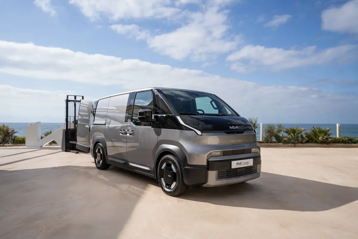 Kia PV5 Cargo Long Range