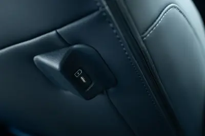 Kia PV5 Passenger Long Range - Gallery Image