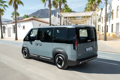Kia PV5 Passenger Long Range - Gallery Image