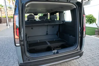 Kia PV5 Passenger Long Range - Gallery Image