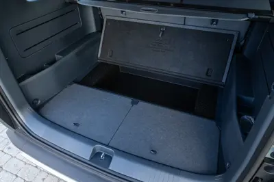 Kia PV5 Passenger Long Range - Gallery Image
