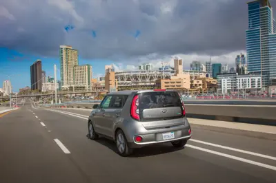 Kia Soul EV 33 kWh - Gallery Image