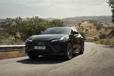 Lexus RZ 500e - Gallery Image