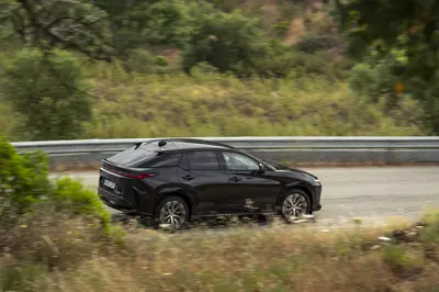 Lexus RZ 500e - Gallery Image