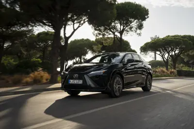 Lexus RZ 500e - Gallery Image