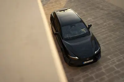Lexus RZ 500e - Gallery Image
