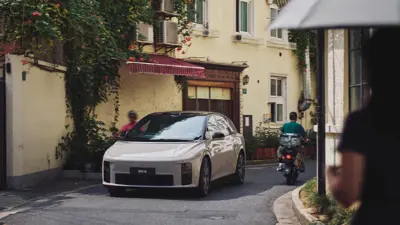 Li Auto i6 87.3 kWh RWD - Gallery Image