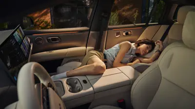 Li Auto i6 87.3 kWh RWD - Gallery Image